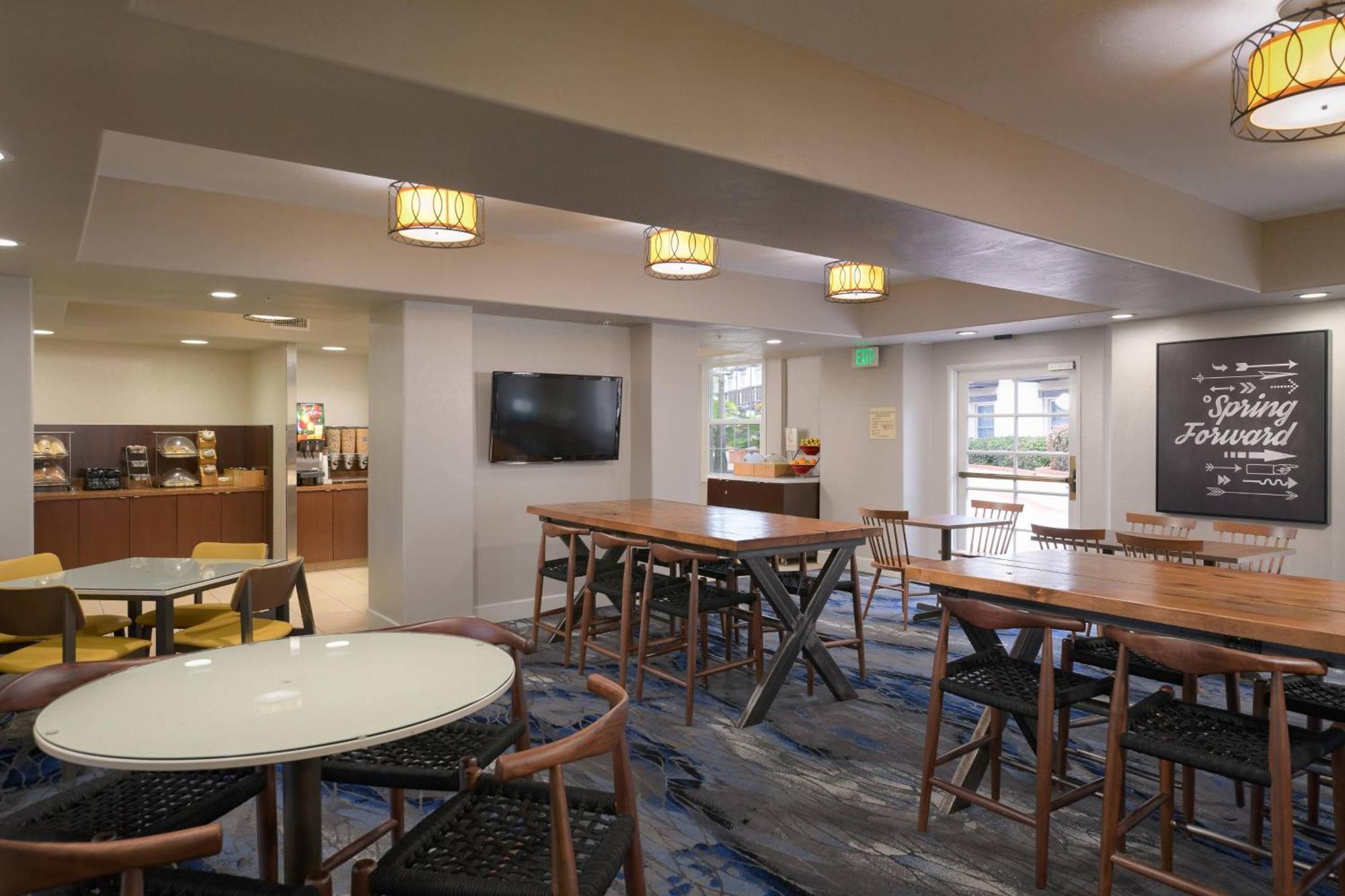 Fairfield Inn & Suites San Diego Old Town Extérieur photo